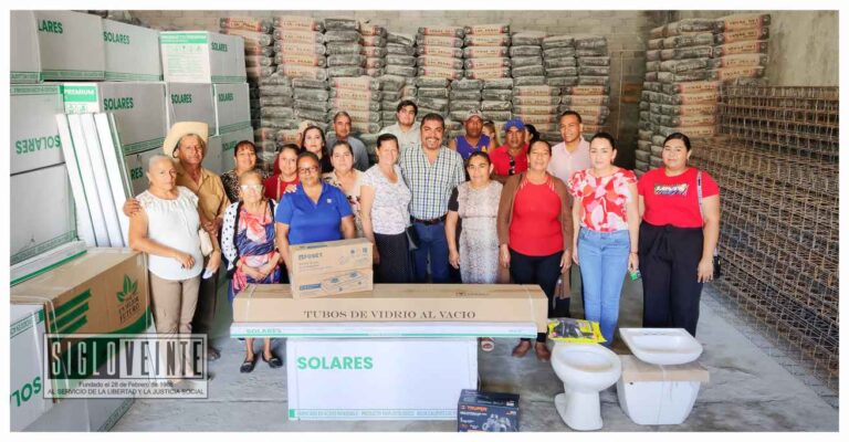 Beneficia el gobierno municipal de Juárez a 39 familias de varias comunidades con paquetes de calentadores solares