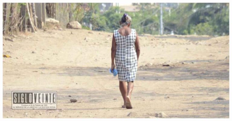 Cuida a los adultos mayores del sol con estas recomendaciones y previene deshidrataciones, quemaduras y golpes de calor