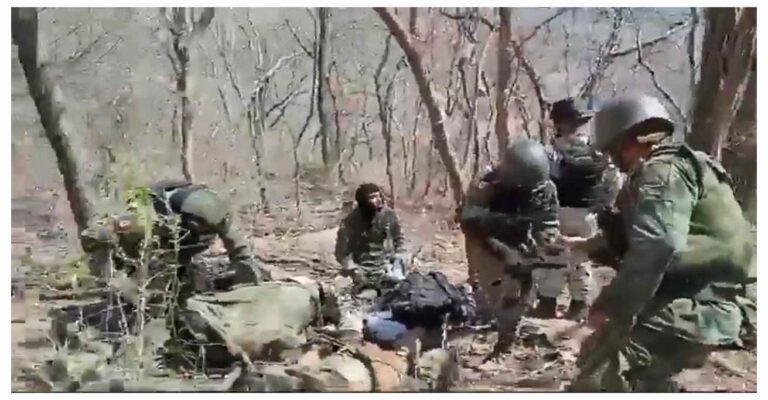 Otro ataque a elementos del Ejército Mexicano en Tepalcatepec, dañan un helicóptero por balacera