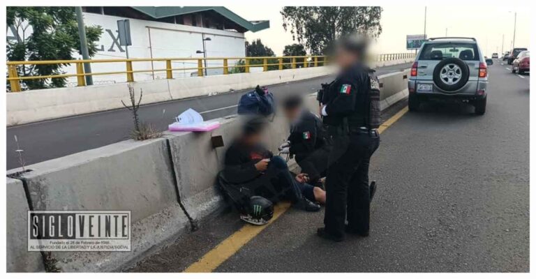 Policía de Morelia evita que un hombre con uniforme de Policía Auxiliar se suicidara en el Distribuidor Vial de la salida a Quiroga