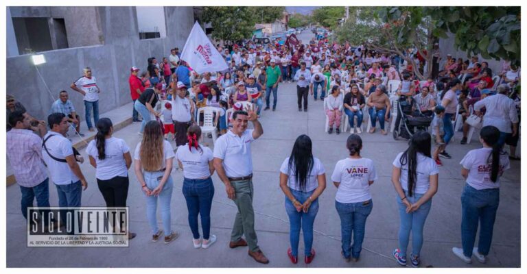 En Barrio Alto Héctor Moreno recibe apoyo de los huetamenses y compromete apoyos al campo y mejora de servicios