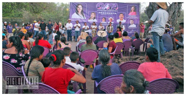 La candidata Catalina Pérez Negrón recibe respaldo en gira por comunidades de Tiquicheo
