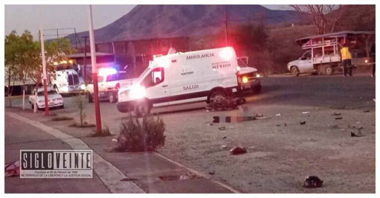 Muere conductor de motocicleta tras colisión con camioneta en la Avenida Madero Sur de Huetamo