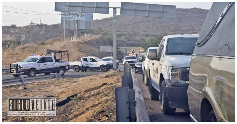 Delincuentes asesinan a un adulto y a una bebé en intento de robo en la carretera Morelia-Salamanca