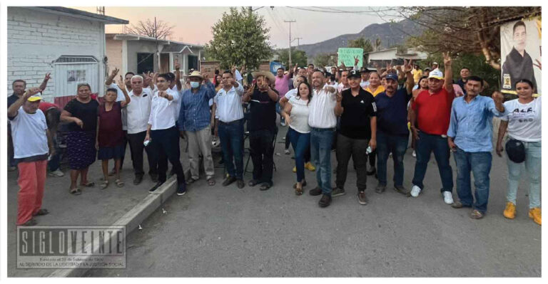 Candidatos del PRD a la alcaldía de Huetamo y diputación local se comprometen con las comunidades y reciben el apoyo de la gente