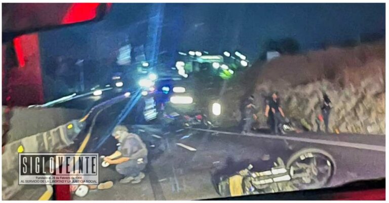 Carrera clandestina de motocicletas deja dos heridos graves en Apatzingán