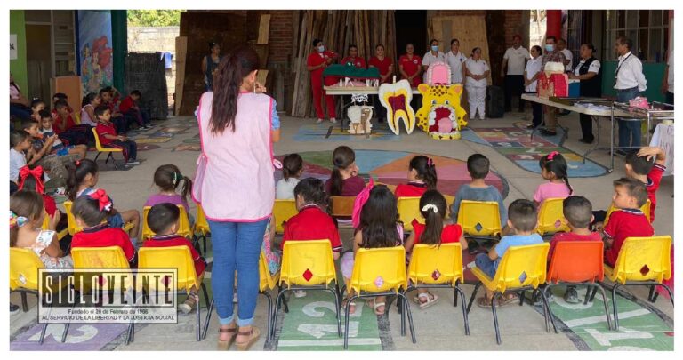 El Centro de Salud de Huetamo continúa impulsando la salud preventiva en niñas y niños de jardines de niños