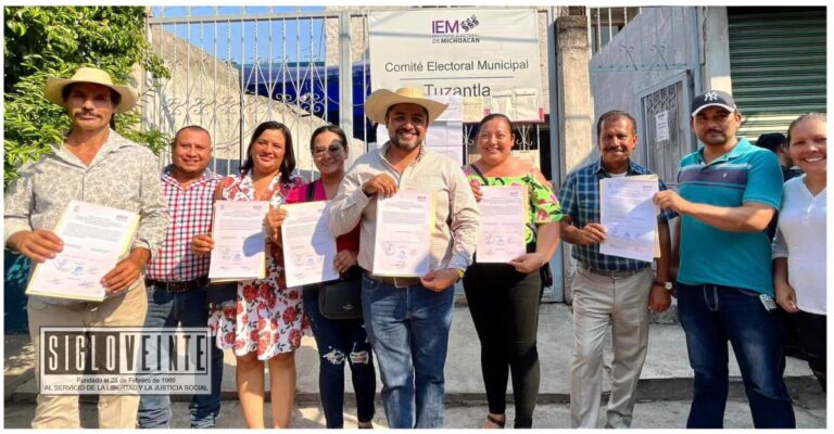 Fernando Ocampo recibe constancia de mayoría y validez como presidente municipal electo de Tuzantla