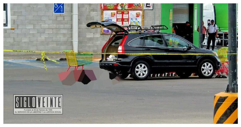 Mujer asesinada a tiros en el estacionamiento de Bodega Aurrera en Jacona