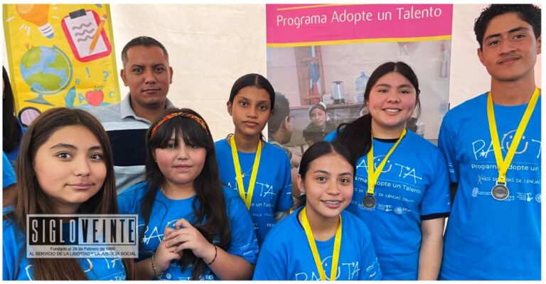 Alumnos del Colegio Huetamo destacan en la Novena Feria Estatal de Ciencias Michoacán, irán al certamen nacional del Programa Adopte un Talento
