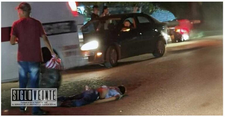 Fallece uno de los heridos en accidente de moto ayer en Ciudad Altamirano; el otro se encuentra muy delicado