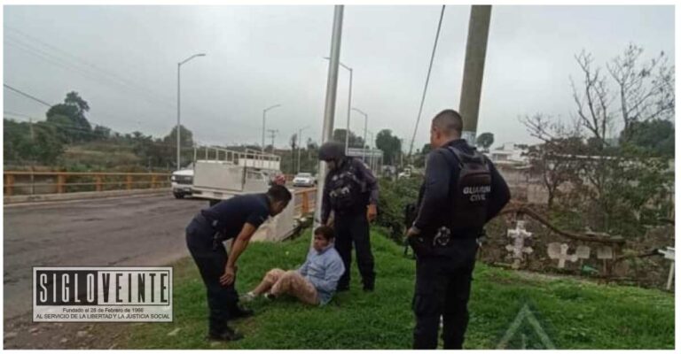 Policía de Zitácuaro evita que hombre en crisis nerviosa y estado de ebriedad, se aventara para suicidarse del puente de fierro