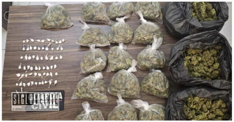 SSP asegura en Uruapan un auto robado con más de 80 dosis de droga