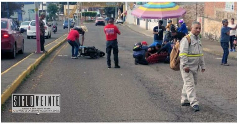 Una joven queda herida al derrapar en su motoneta en el Libramiento Francisco J. Mújica