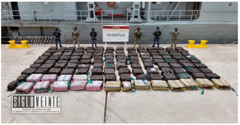 La Secretaría de Marina aseguró aproximadamente 1.6 toneladas de cocaína en costas de Lázaro Cárdenas, Michoacán
