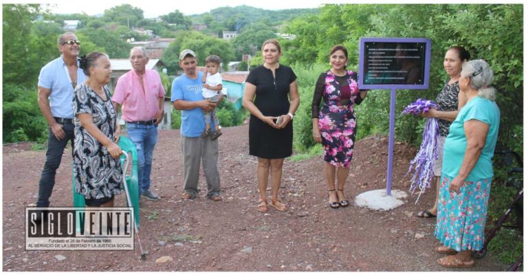 Tiquicheo avanza en el desarrollo, al inaugurar la alcaldesa Catalina Pérez Negrón importante obra de drenaje