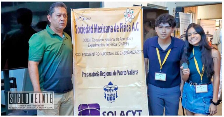 Estudiantes del CECyTEM plantel Guacamayas ganan plata y mención honorífica en concurso nacional de física en Puerto Vallarta