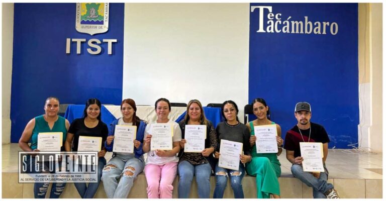 Tec de Tacámbaro reconoce a estudiantes destacados de Ingeniería en Administración modalidad no escolarizada