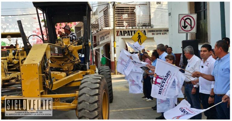 Gobierno municipal y estatal inician trabajos de rastreo y revestimiento en caminos rurales y calles de Huetamo
