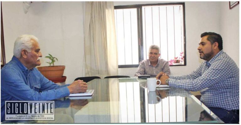 En de busca apoyos para el sector agrícola y ganadero, el alcalde de Tuzantla se reúne con el titular de la SADER Michoacán