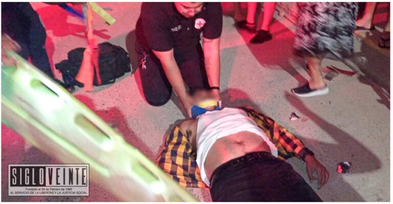 Joven de 22 años queda grave tras choque en motocicleta en Huetamo