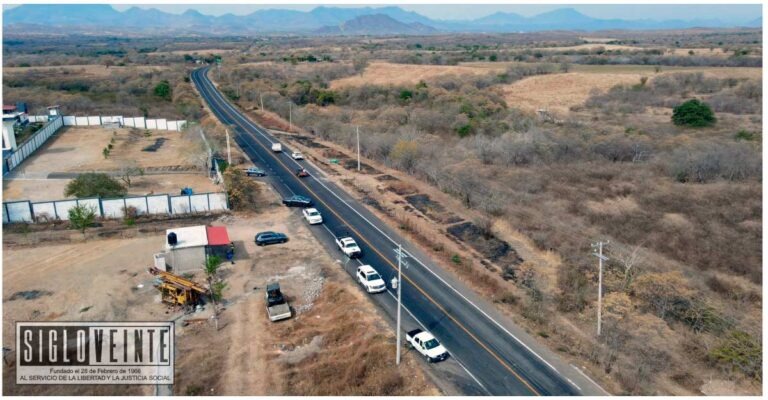 Informa la Secretaría de Comunicaciones y Obras Públicas que concluyó la rehabilitación de13.5 kilómetros del tramo carretero federal Huetamo-San Lucas