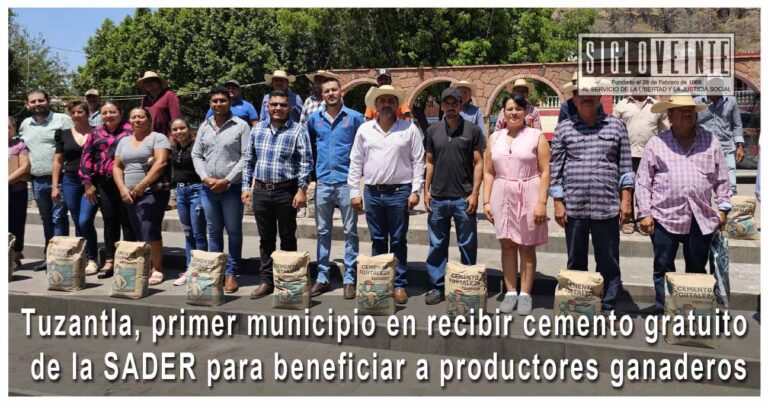 Tuzantla, primer municipio en recibir cemento gratuito de la SADER para beneficiar a productores ganaderos