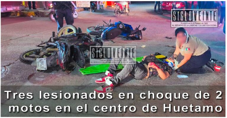 Tres lesionados en choque de 2 motos en el centro de Huetamo