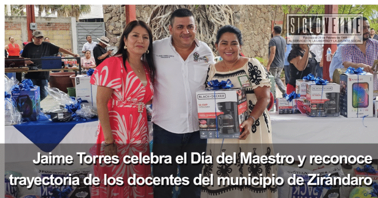 Jaime Torres celebra el Día del Maestro y reconoce trayectoria de los docentes del municipio de Zirándaro