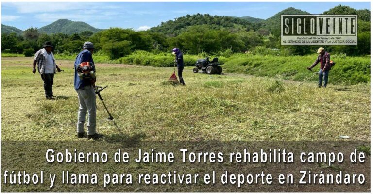 Gobierno de Jaime Torres rehabilita campo de fútbol y llama para reactivar el deporte en Zirándaro