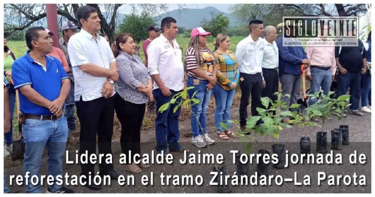 Lidera alcalde Jaime Torres jornada de reforestación en el tramo Zirándaro–La Parota