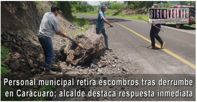 Personal municipal retira escombros tras derrumbe en Carácuaro; alcalde destaca respuesta inmediata