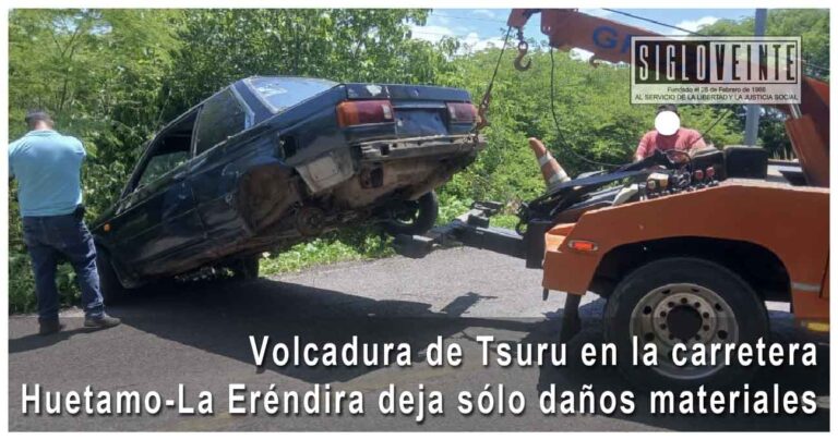 Volcadura de Tsuru en la carretera Huetamo-La Eréndira deja sólo daños materiales
