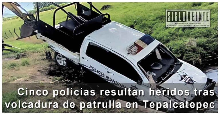 Cinco policías resultan heridos tras volcadura de patrulla en Tepalcatepec