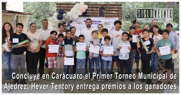Concluye en Carácuaro el Primer Torneo Municipal de Ajedrez; Hever Tentory entrega premios a los ganadores