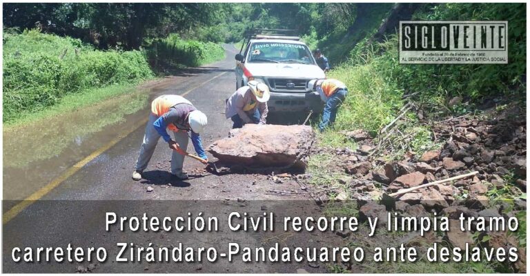 Protección Civil recorre y limpia tramo carretero Zirándaro-Pandacuareo ante deslaves