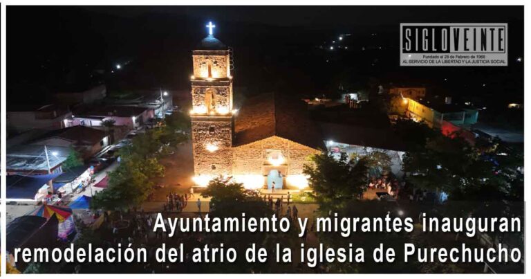 Ayuntamiento y migrantes inauguran remodelación del atrio de la iglesia de Purechucho