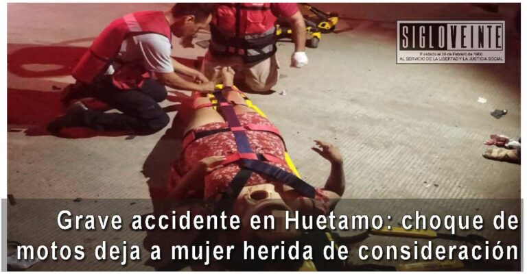 Grave accidente en Huetamo: choque de motocicletas deja a mujer herida de consideración