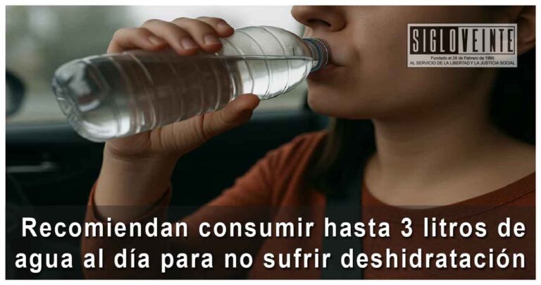 Recomiendan consumir hasta 3 litros de agua al día para no sufrir deshidratación