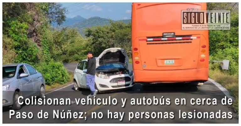 Colisionan vehículo y autobús en cerca de Paso de Núñez; no hay personas lesionadas