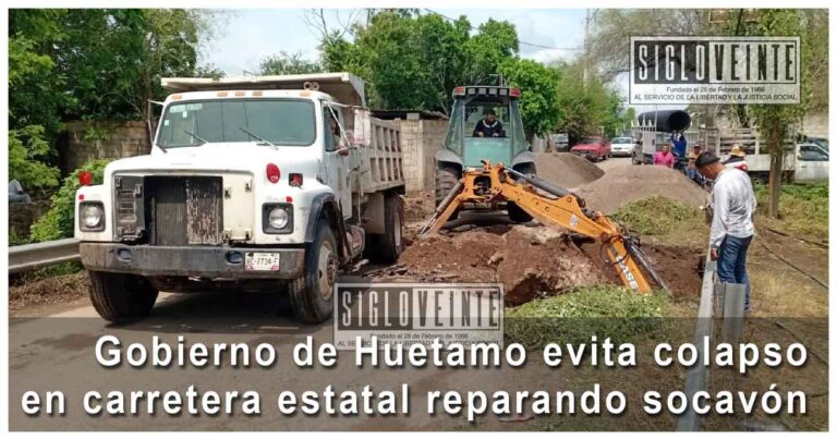 Gobierno de Huetamo evita colapso en carretera estatal reparando socavón