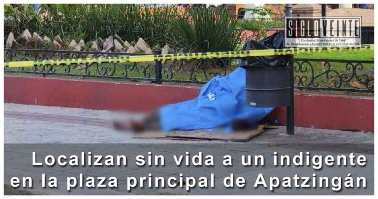 Localizan sin vida a un indigente en la plaza principal de Apatzingán
