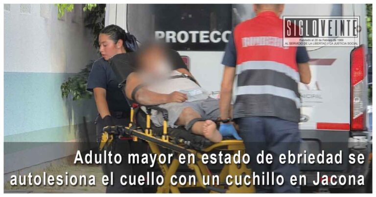 Adulto mayor en estado de ebriedad se autolesiona el cuello con un cuchillo en Jacona