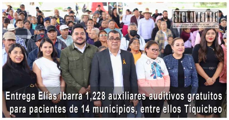 Entrega Elías Ibarra 1,228 auxiliares auditivos gratuitos para pacientes de 14 municipios, entre ellos Tiquicheo