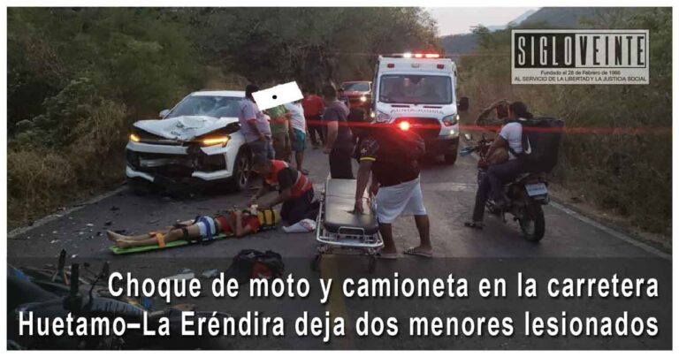 Choque de moto y camioneta en la carretera Huetamo–La Eréndira deja dos menores lesionados