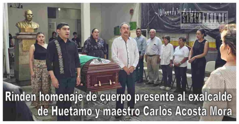 Rinden homenaje de cuerpo presente al exalcalde de Huetamo y maestro Carlos Acosta Mora