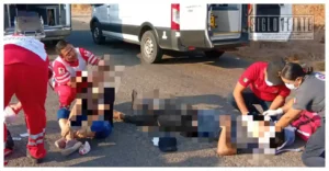 Accidente de motocicleta deja a dos personas lesionadas en carretera de Huetamo