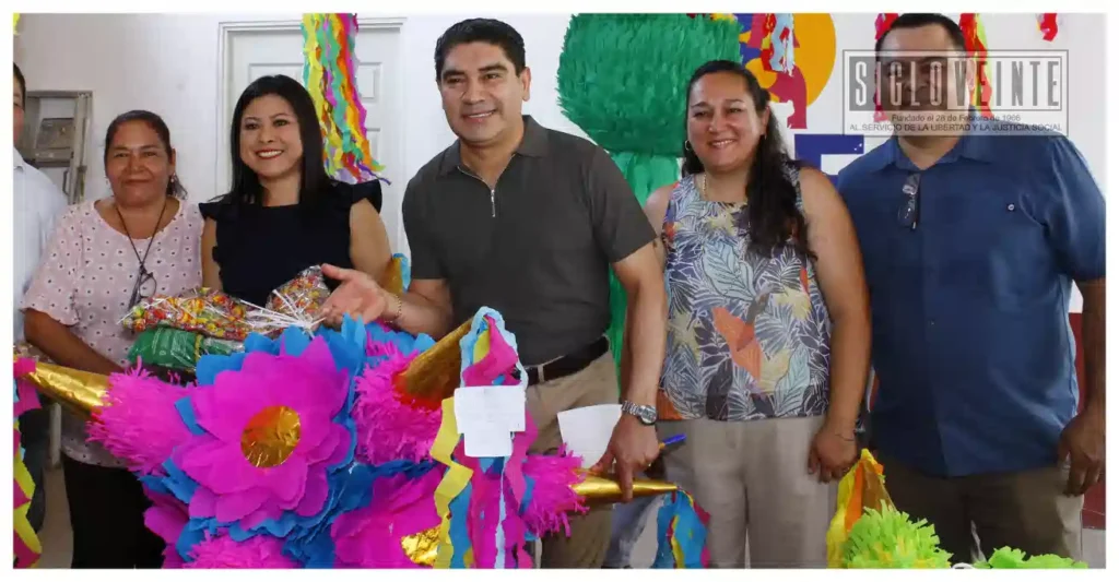 Entregan Pablo Varona y DIF de Huetamo, piñatas y dulces a escuelas de Huetamo por el Día del Niño