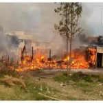 Incendio consume tres viviendas de madera en zona poniente de Morelia