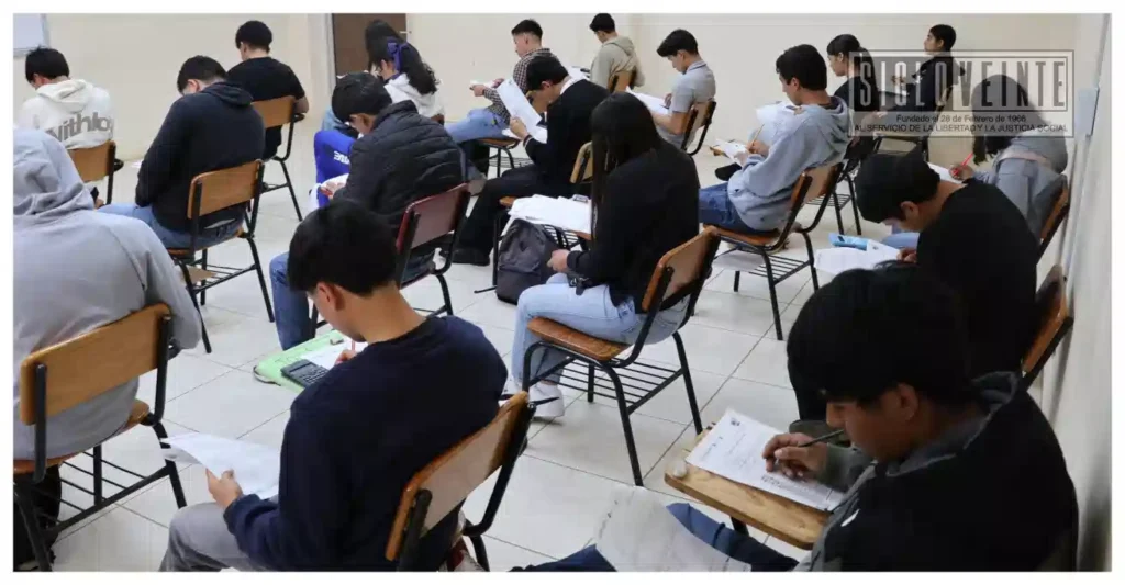Más de 40 jóvenes presentan examen de admisión en el Tecnológico de Tacámbaro; buscan un lugar en ingenierías